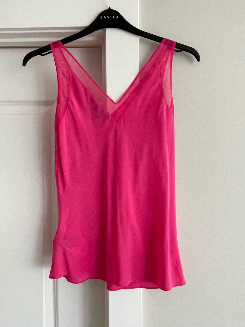 Ted Baker Hot Pink V-Neck Sleeveless Camisole - Picture 3 of 3